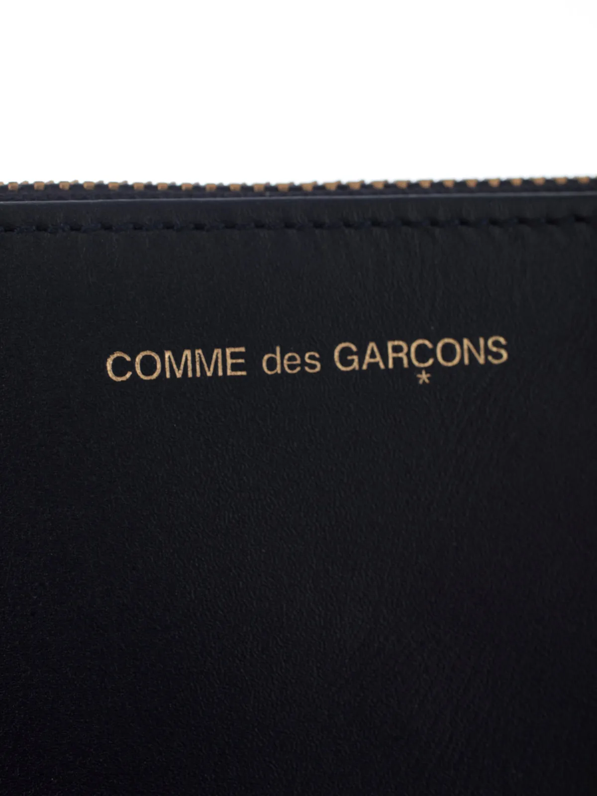 Comme des Garons Wallet Classic Zipped Wallet