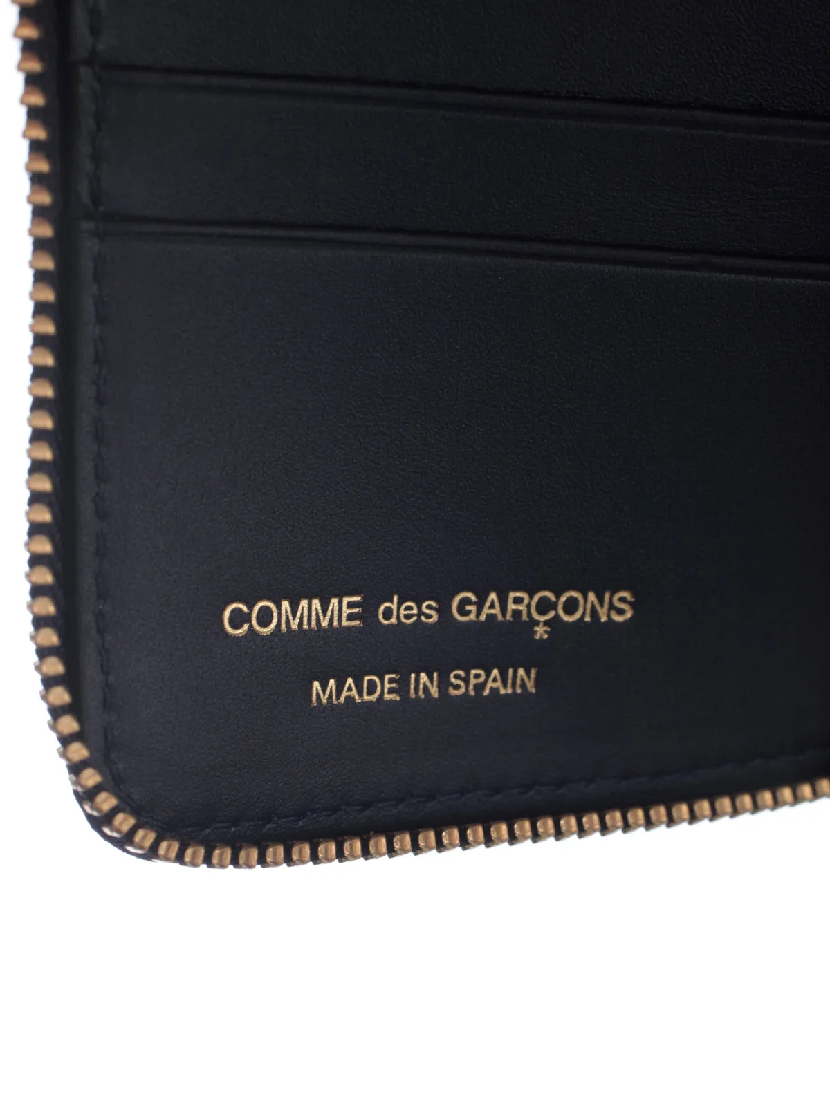 Comme des Garons Wallet Zip Around Wallet
